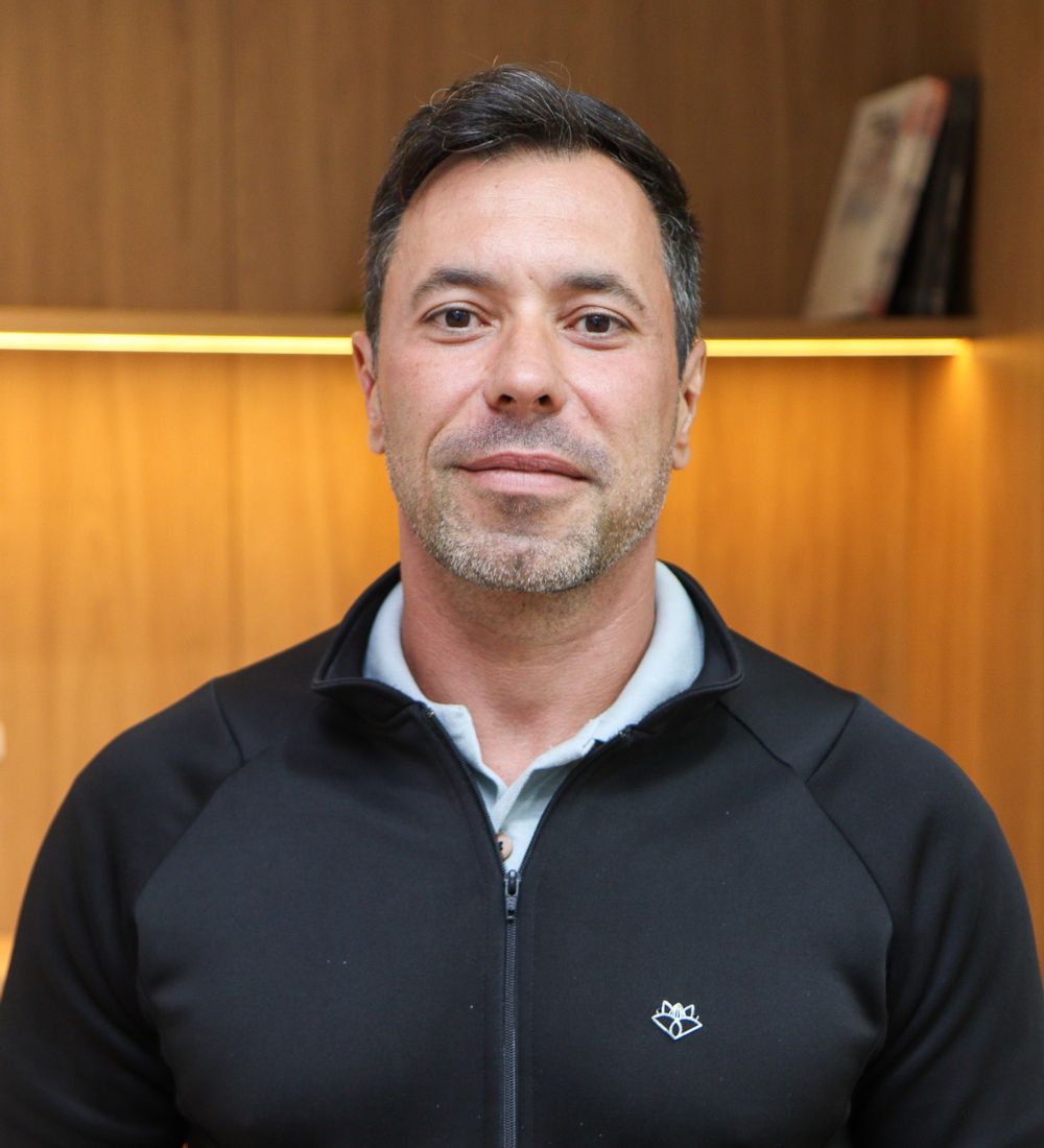Dr. Michel de Carvalho, implantodontista em Campinas